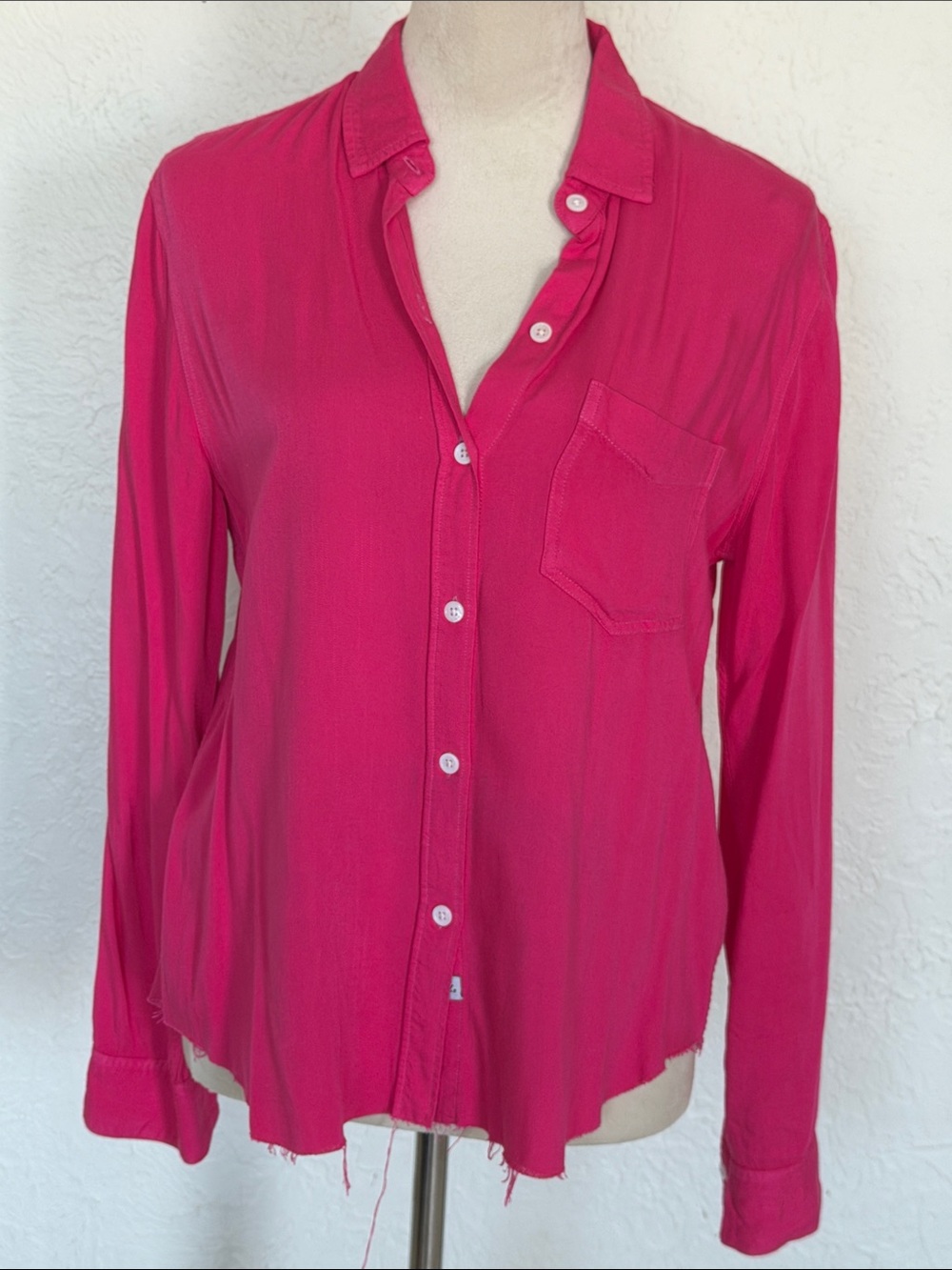 Rails Hot Pink Raw Hem Button-Down Shirt size small EUC